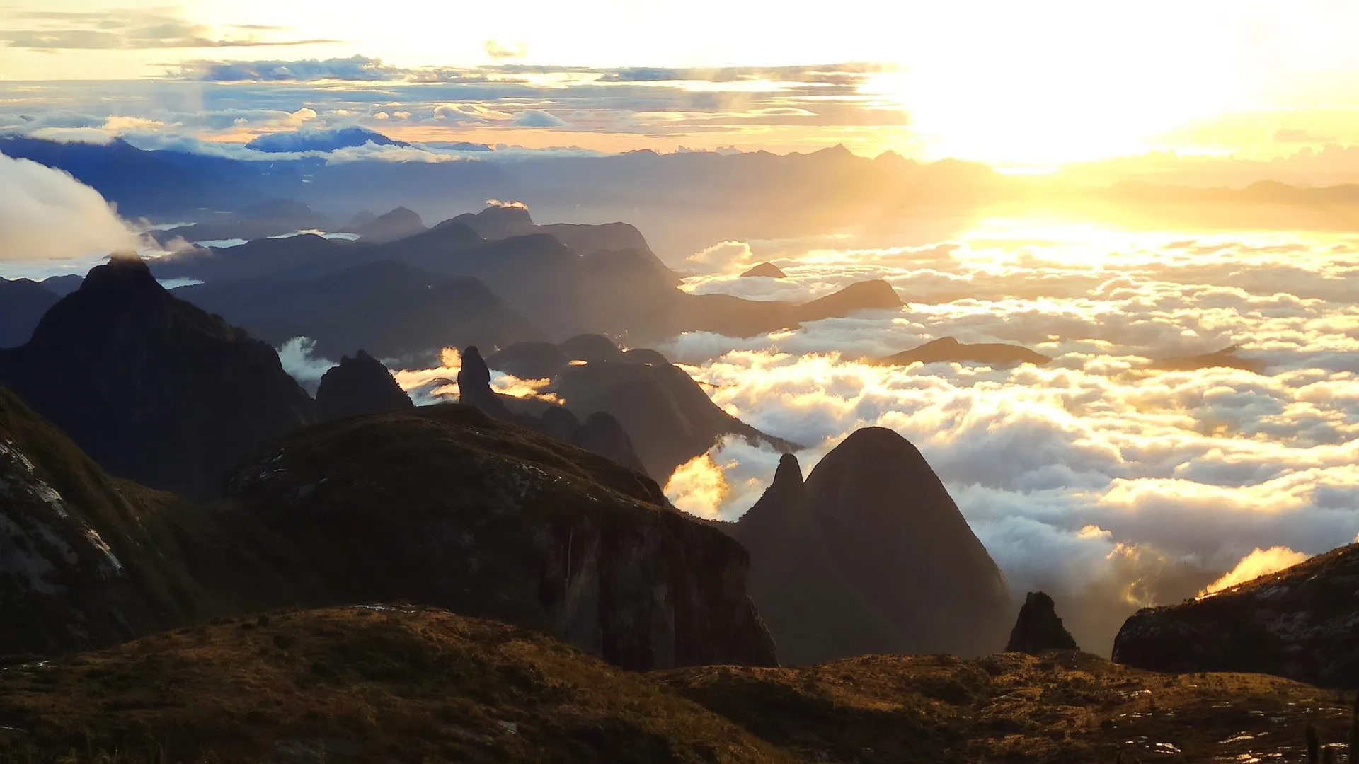 Serra dos Órgãos em 3 dias, Expedições